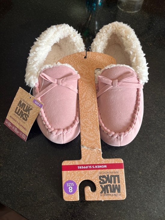 Muk Luks Other - Muk Luks ladies Pink Faux-Suede Cozy Slippers